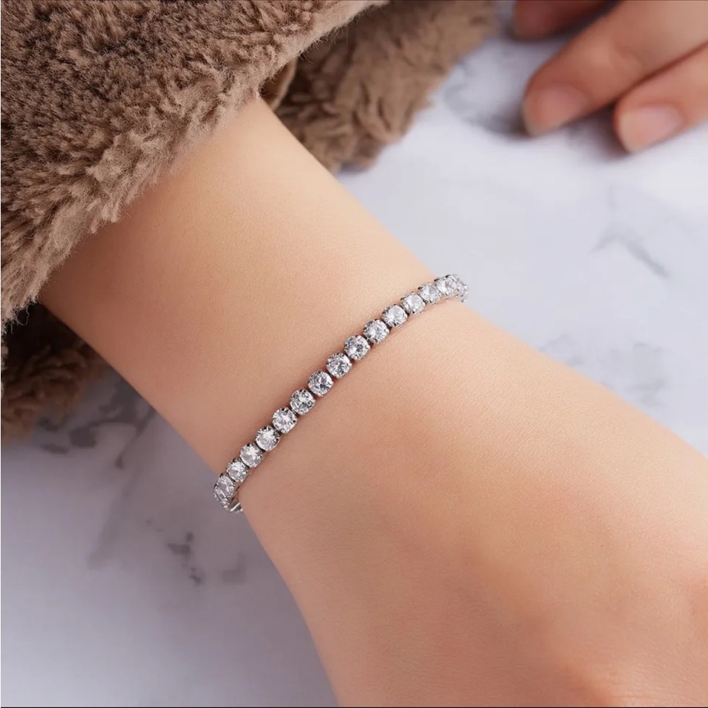 💙New Fashion Sterling Silver Bracelet